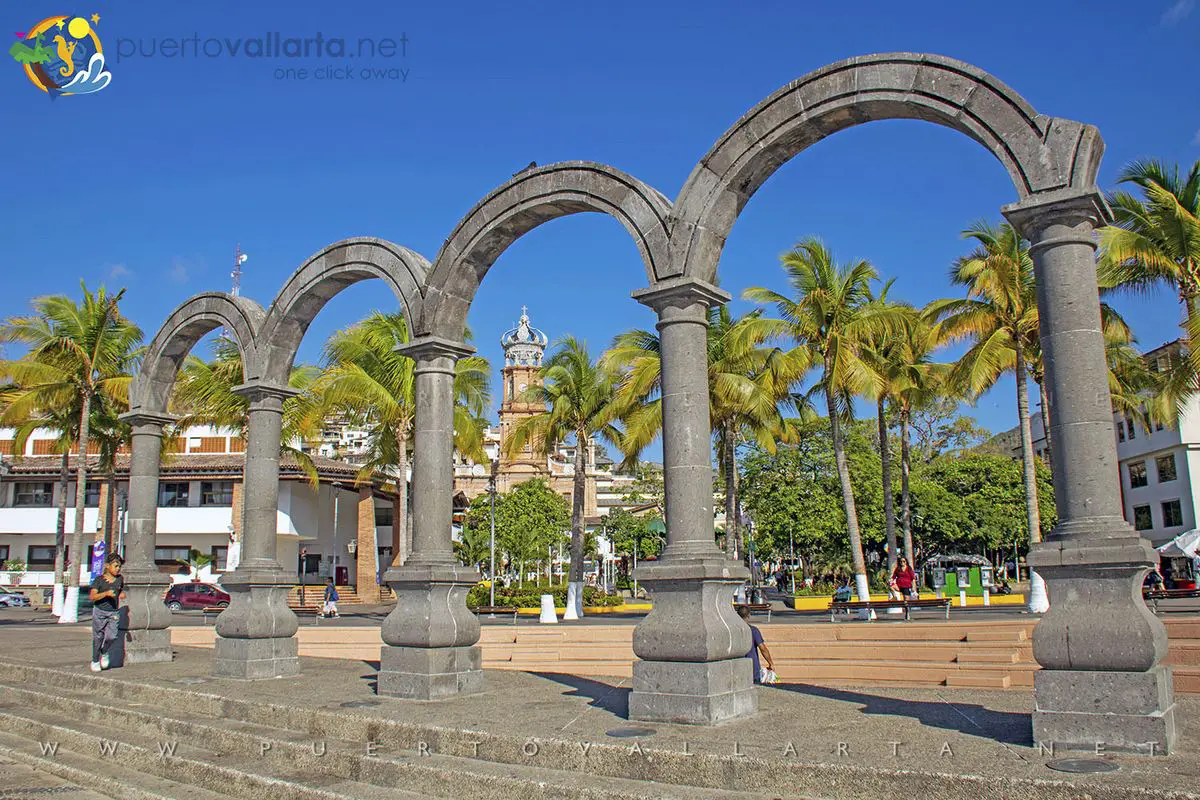 The Malecon Arches & Aquiles Serdán Amphitheater